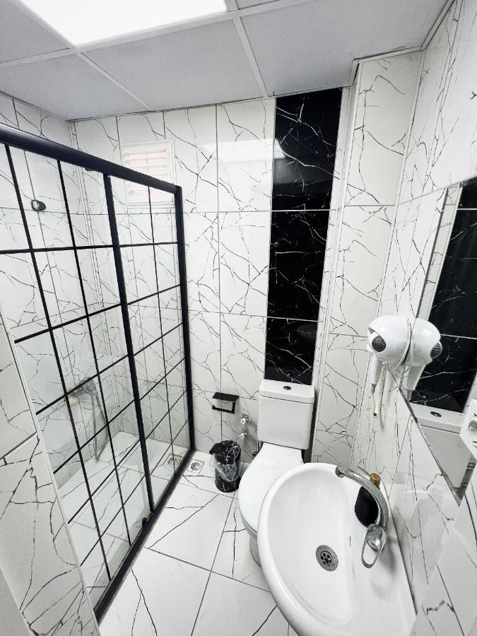 אודיירן Karhal Hotel מראה חיצוני תמונה